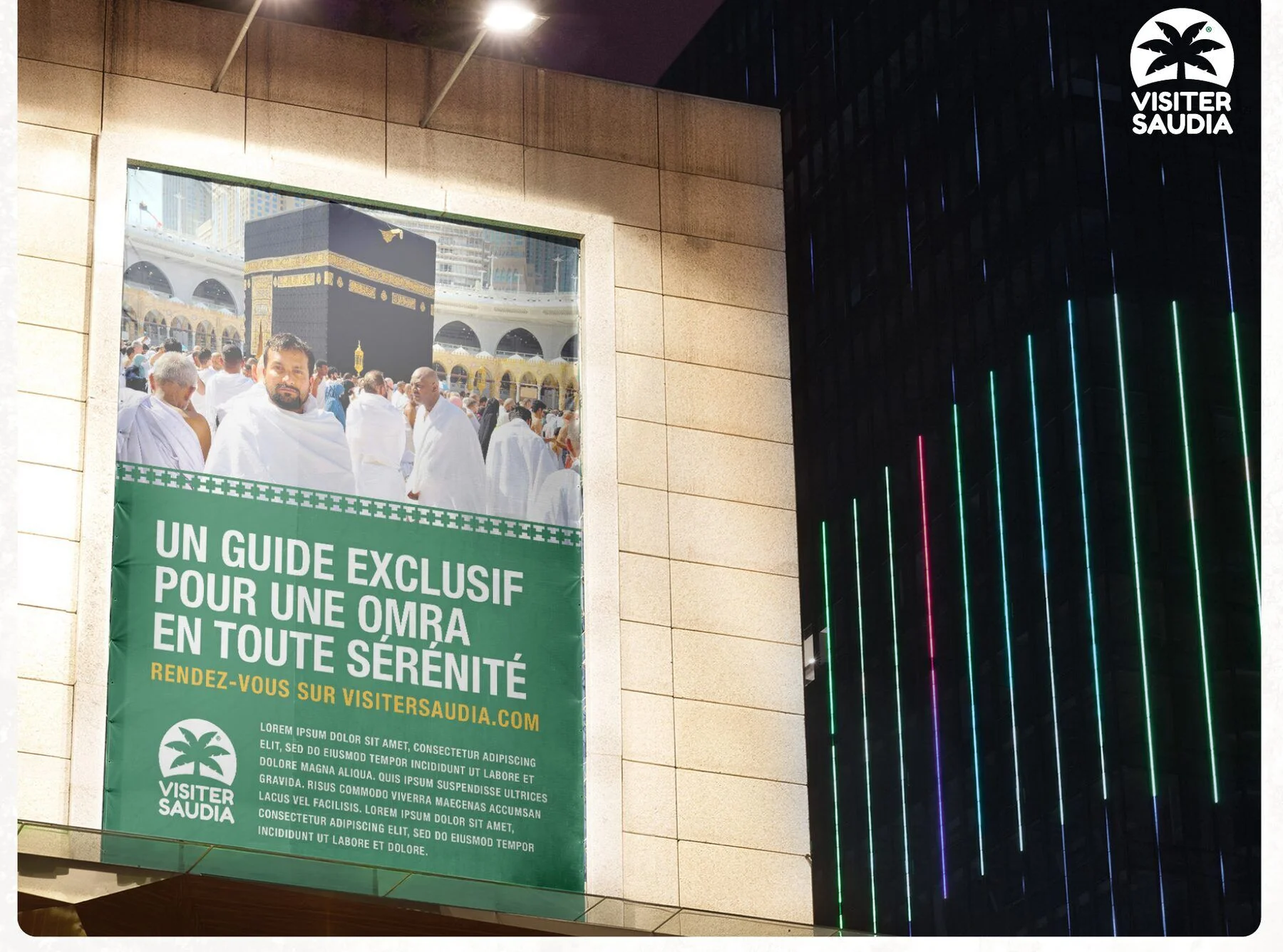 Visiter Saudia — affichage près des Haramain